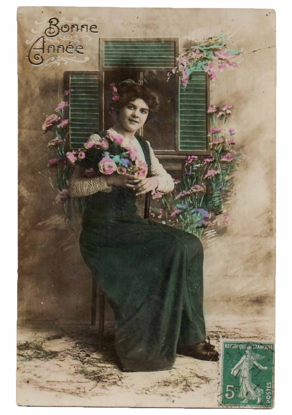 nainen ja ikkuna vanha postikortti